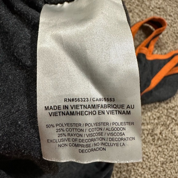 San Francisco Giants Nike tank top. - Picture 7 of 7